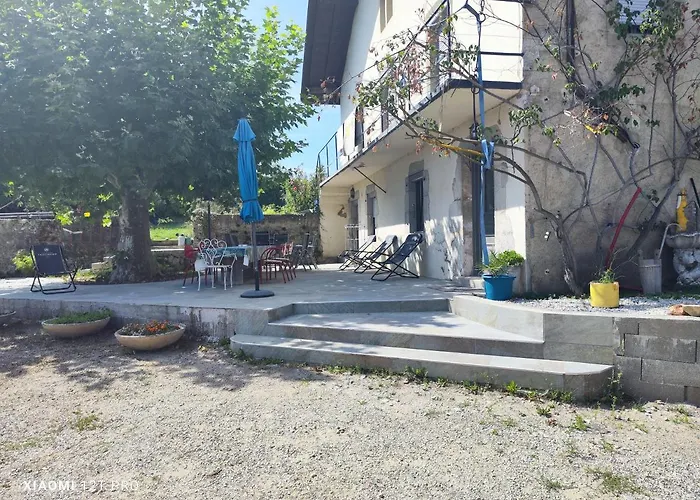 Appartement Renovee Dans Maison Ancienne
